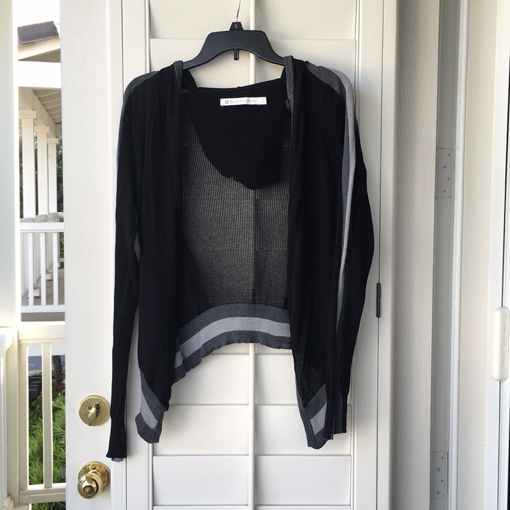 ⭐️ Blanc Noir mesh striped hooded shrug